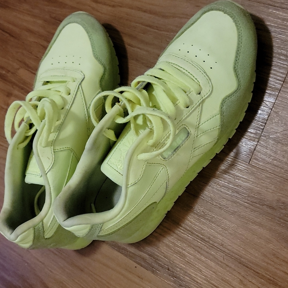 Reebok shoes
